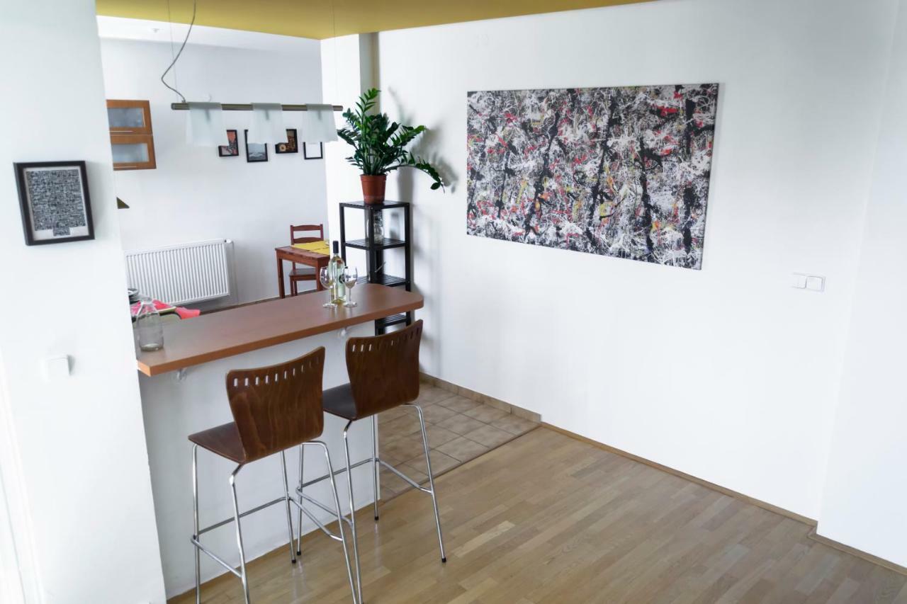 Pollock Apartment In Old Town Bratislava Dış mekan fotoğraf