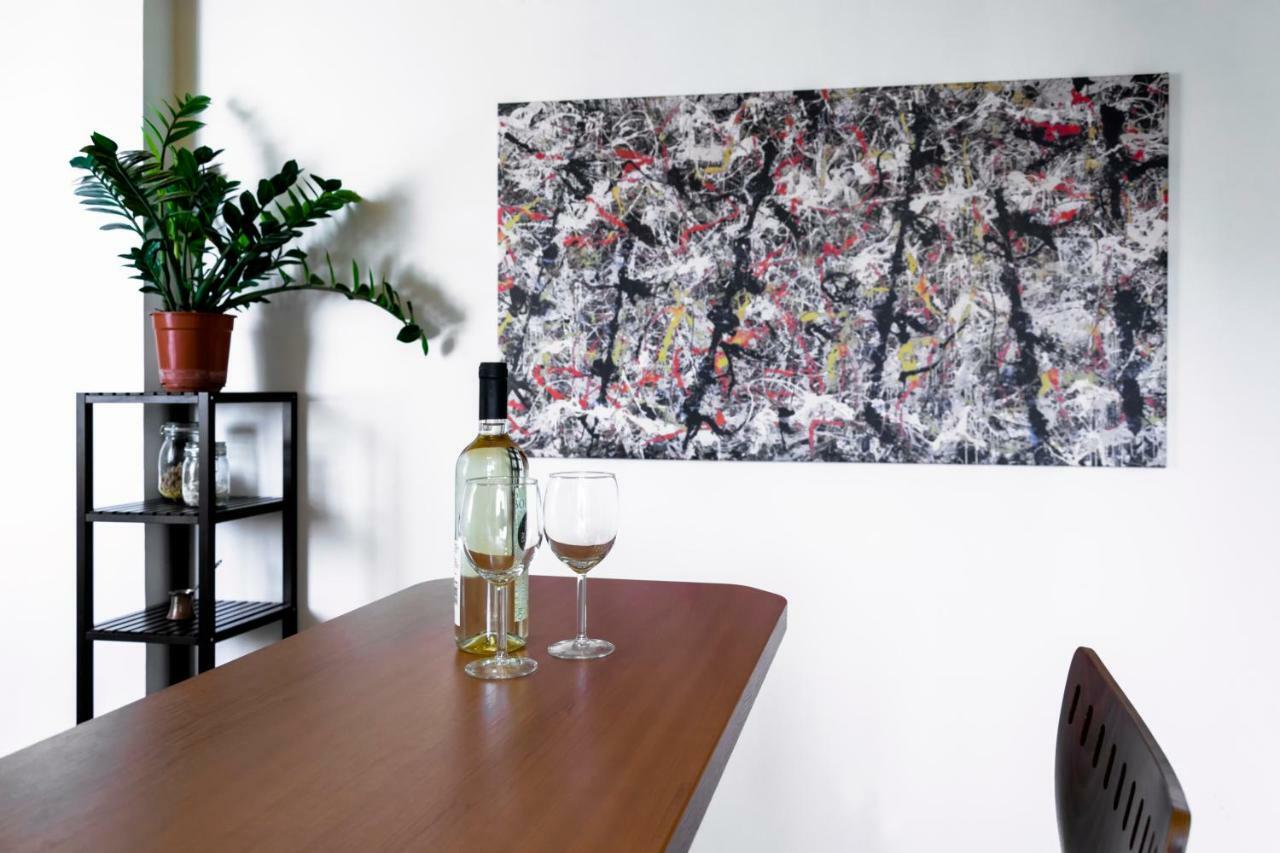 Pollock Apartment In Old Town Bratislava Dış mekan fotoğraf